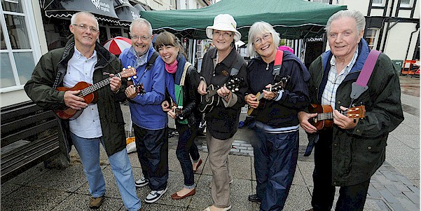 cover image of Babbacombe Ukulele Strummers