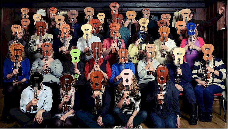 cover image of International Ukulele Club of Sonning Common